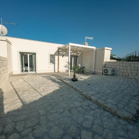 Dimora Mediterranea Augusta Buitenkant foto